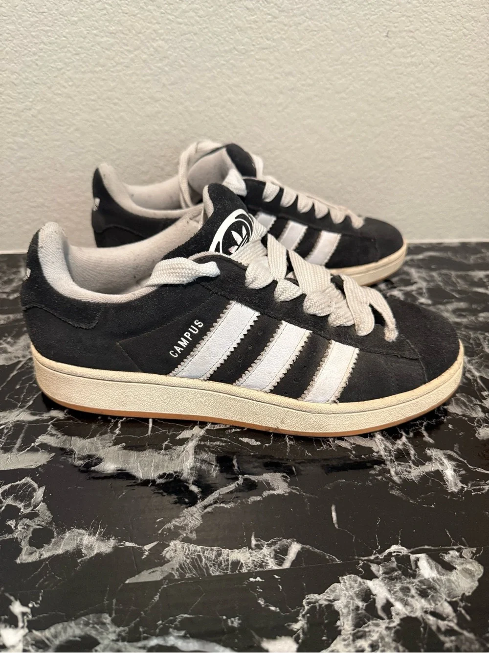 Adidas Campus 00 black sneakers